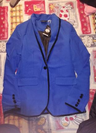 Пиджак синий классический