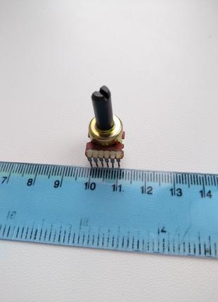 Продам резисторы сдвоенные переменные R1216G-HD1-B50K