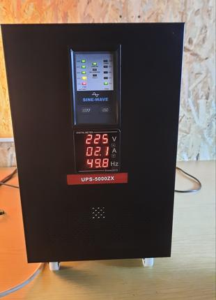 Джерело безперебійного живлення LUXEON UPS-5000ZX