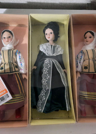 Колекційні порцелянові ляльки