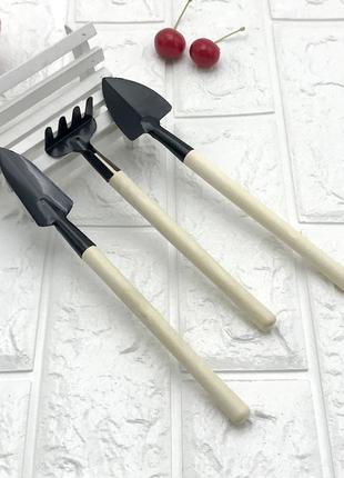 Наборы садовых мини-инструментов: лопаты, грабли для вазонов