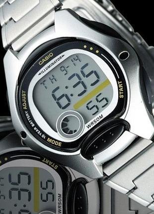 Жіночі наручні годинники Casio LW-200-1AVEF