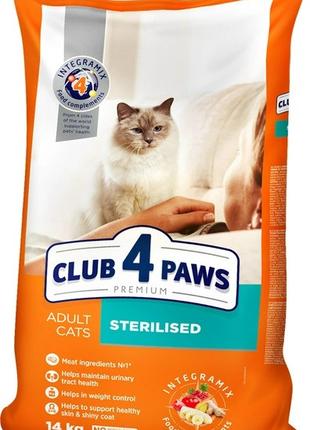 Сухой корм для взрослых стерилизованных кошек Club 4 Paws (Клу...