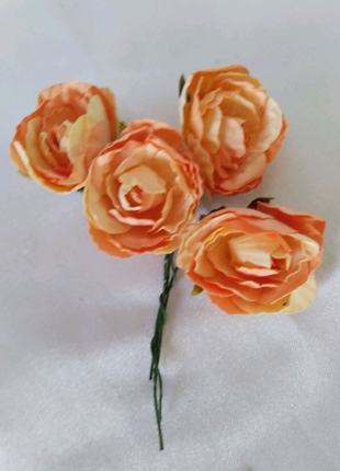 Паперові троянди  3 см для рукоділля