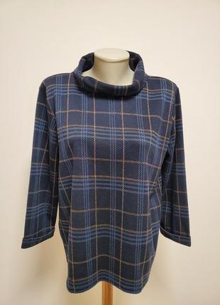 Красивая брендовая трикотажная кофта блузка
