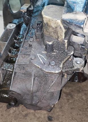 Коробка передач МКПП XS4R-7F096 1,8 TDI Ford Focus MK 1