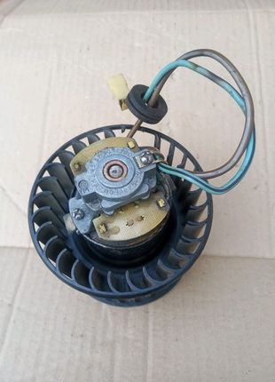 Электродвигатель вентилятора отопителя ВАЗ 2108