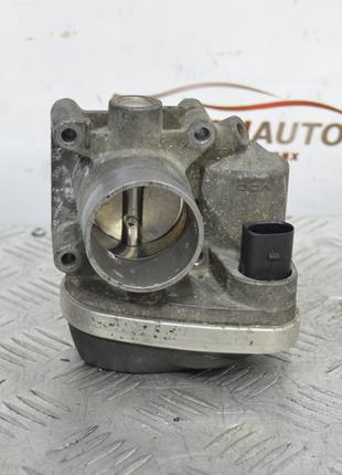 Дроссельная заслонка Volkswagen 1.2 / 1.4 16V Caddy II Polo Lu...