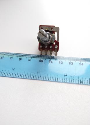 Продам резисторы сдвоенные переменные R1610K-4A1-A50K с тонкомпен