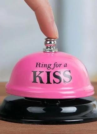 Настільний дзвінок RING FOR KISS, дзвінок для поцілунку