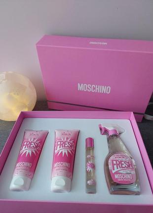Оригинальный! подарочный парфюмированный набор moschino pink f...