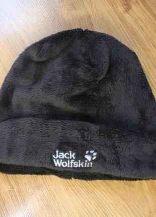 Нежнейшая флисовая шапка jack wolfskin soft asylum cap women