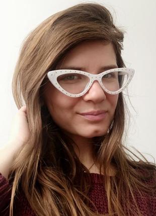 Новые стильные очки для имиджа, белые