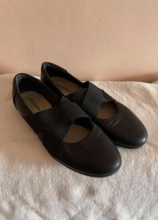 Женские черные туфли с ортопедической стелькой балетки на рези...