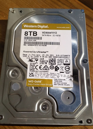 Не рабочий жесткий диск 8 tb.