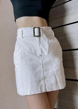 Молочная мини  юбка, вельветовая юбка с ремнем