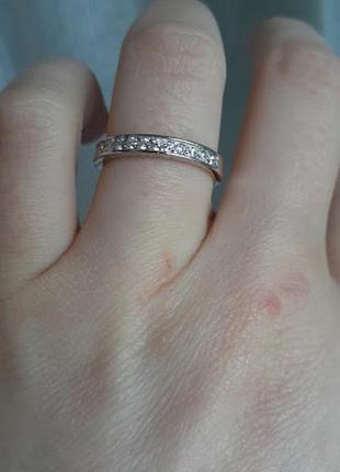 Серебряное кольцо  дорожка из фианитов лили