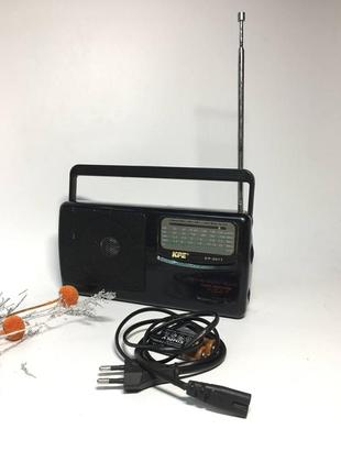 Приемник радио kpe kp-607t работает от сети или батареек ретро...