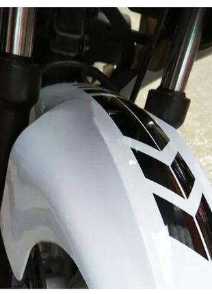 Наклейка на переднее крыло мотоцикла Черная