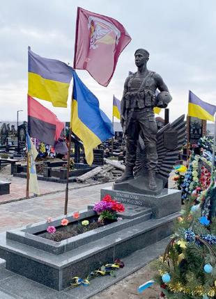 Военные памятники и статуи производство памятников украинским вое
