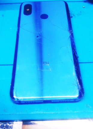 Xiaomi MI8 2018 6/128 Blue Dipper. Разборка
