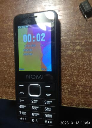 Мобільний телефон на 2 сім карти Nomi i2402