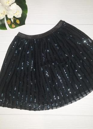 Черная фатиновая юбка с пайетками на 10 лет