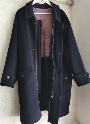Короткое черное пальто с утеплителем giorgio