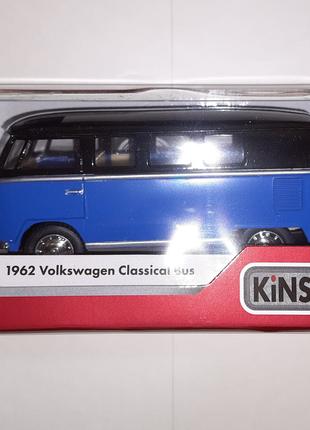 Модель Kinsmart 1962 Volkswagen Classical Bus KT5376W 1:32 чер...