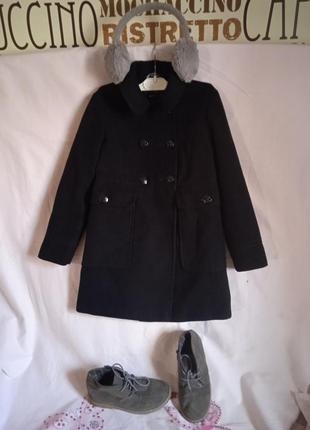 Классическое черное кашемировое пальто для маленькой модницы.