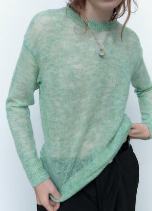 Zara женский свитер