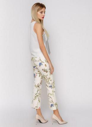 Укороченные брюки с цветочным принтом zara
