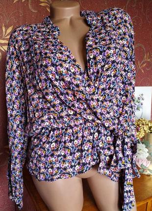 Блуза свободного кроя с цветочным принтом от zara