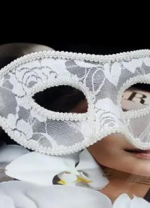 Праздничная маска айвори - размер 23*8см, пластик, текстиль