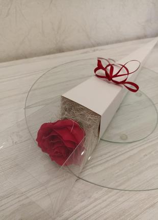 Букет мини из 1 мыльной розы в праздничной упаковке