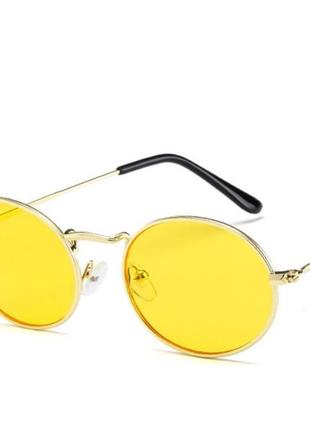 Солнцезащитные имиджевые очки Oxa желтые в металлической золот...