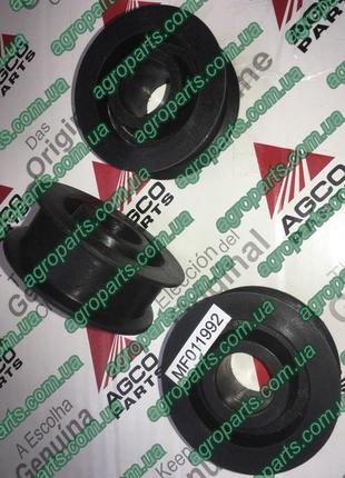 Ролик 853932 натяжной пласт Challenger PULLEY - IDLER AGCO 011...