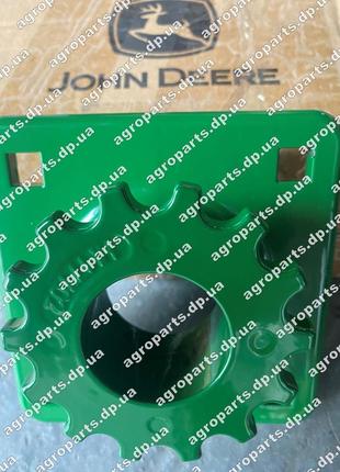 Зірочка H147702 з фланцем John Deere H143581 привід шнека AH87...