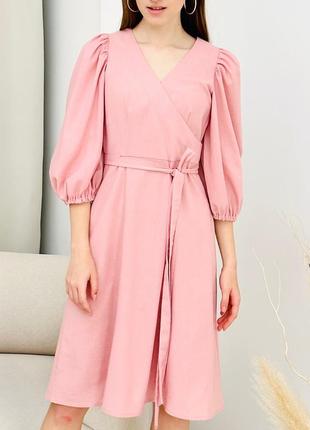 Розовое платье миди из натурального льна в классическом стиле