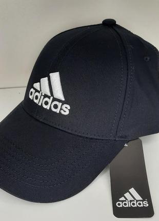 Кепка бейсболка черная унисекс с лого адидас adidas