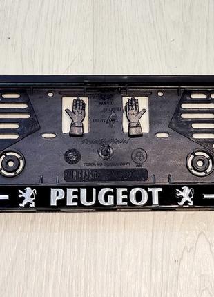 Рамка под номер с рельефной надписью Peugeot Пежо, Рамка Черна...
