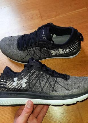 Кроссовки under armour threadborne fortis беговые one one boos...
