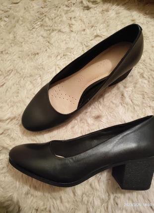 Туфли черные бренд footglove (uk), р-р 37 (4), каблук каучук "...