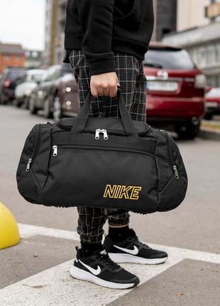 Спортивная сумка Найк Nike черная тканевая дорожная для тренир...