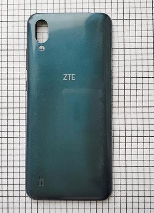 Задняя крышка ZTE Blade A5 2020 для телефона зеленый Б/У