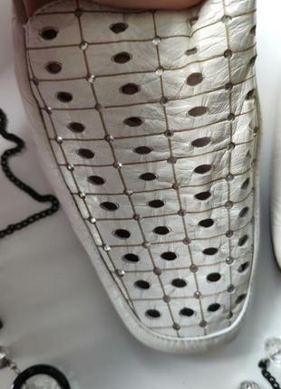 Туфлі шкіра оригінал принт крокодила, камні