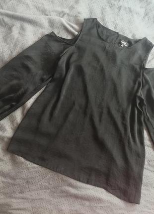Блуза блузка рубашка сатиновая черная zara с открытыми плечами...