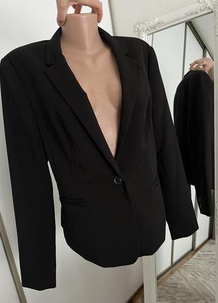 Стильный черный пиджак. офисный жакет классический.