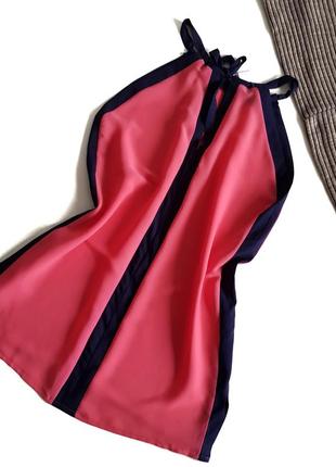 Блузка женская удлиненная без рукавов розовая с синими вставками