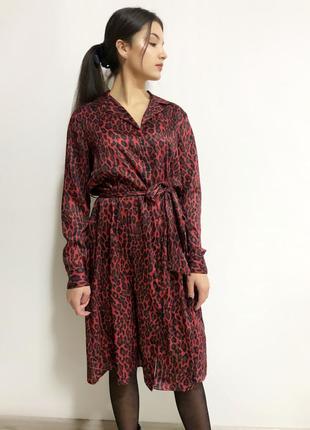 Платье-рубашка бордовое в леопардовый принт